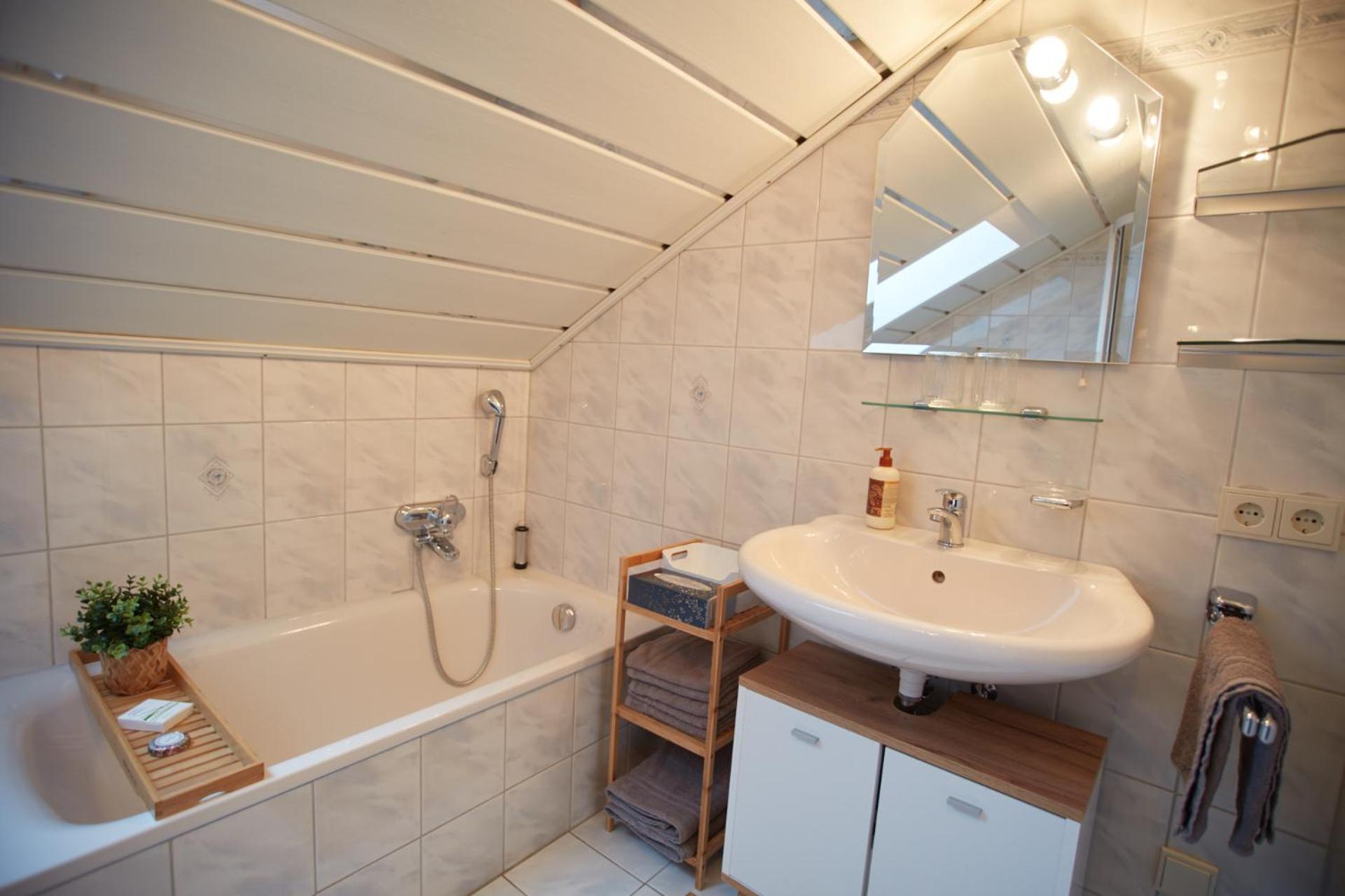 Angernest Appartement *
